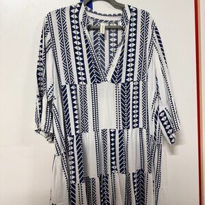 Attractive women's summer long sleeve V-neck tunic dress, size: XL